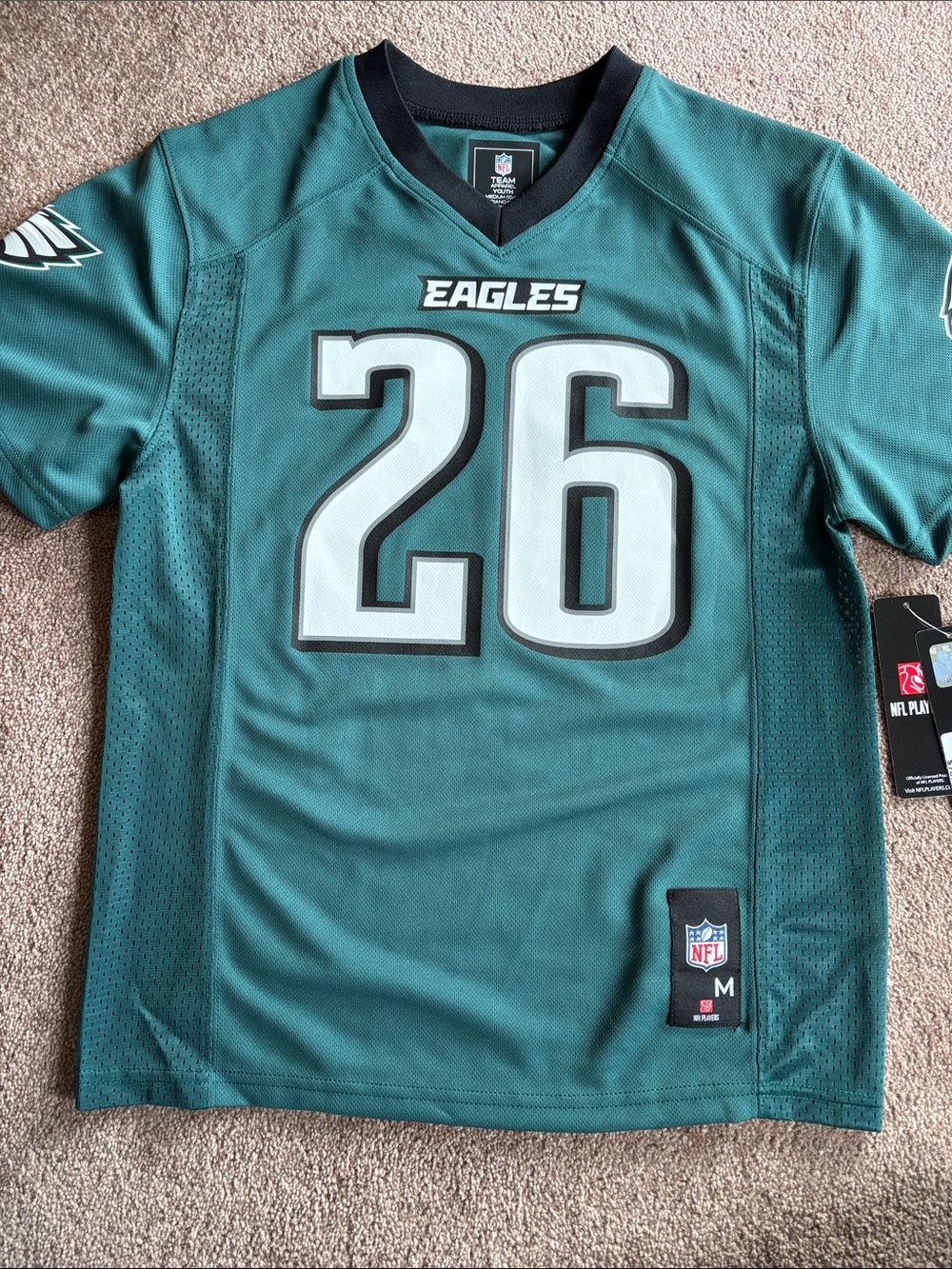 NFL Kids Boys Girls Philadelphia Eagles Barkley jersey size medium 10 12 NWT